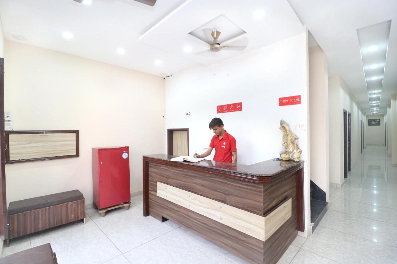Vaccinated Staff- Oyo 15127 Pryag Guest House Jalandhar Exterior photo